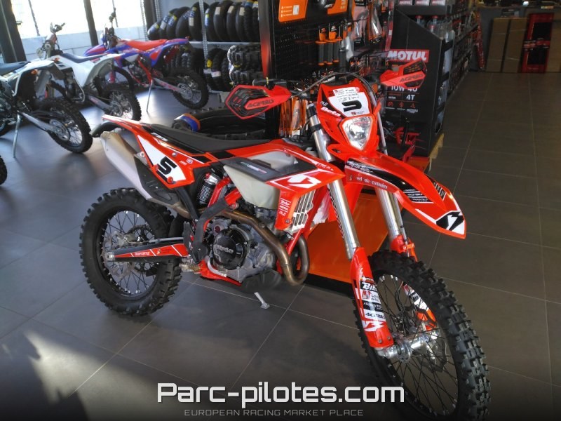 Beta 390 – photo 1