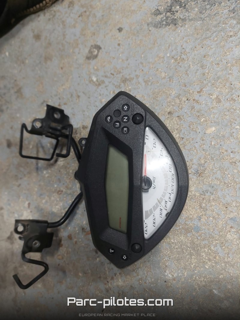 vds compteur er6 2010 tbe