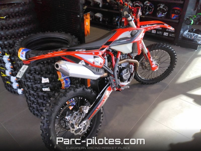Beta 390 – photo 2