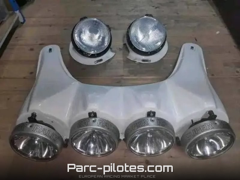 RAMPE DE PHARES PEUGEOT 205 GTI 1.6/1.9 – photo 1