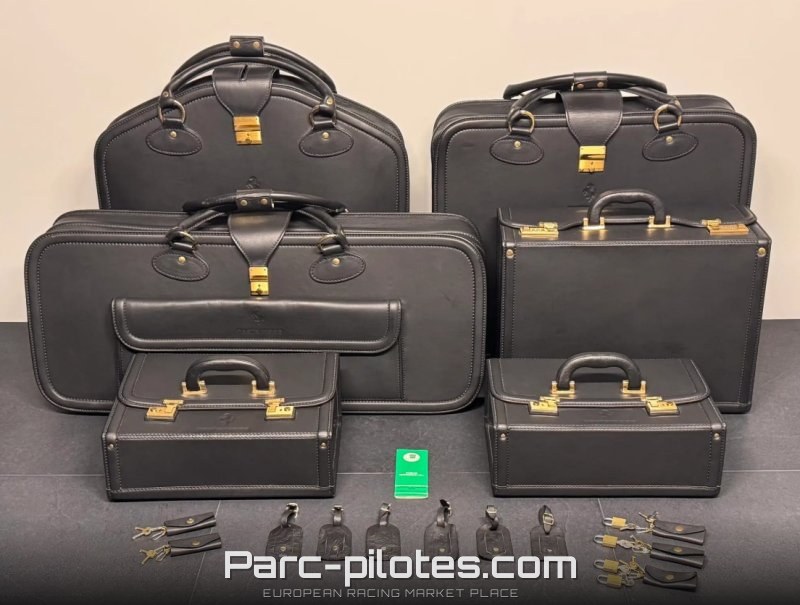 Ferrari Testarossa Luggage Set – photo 1