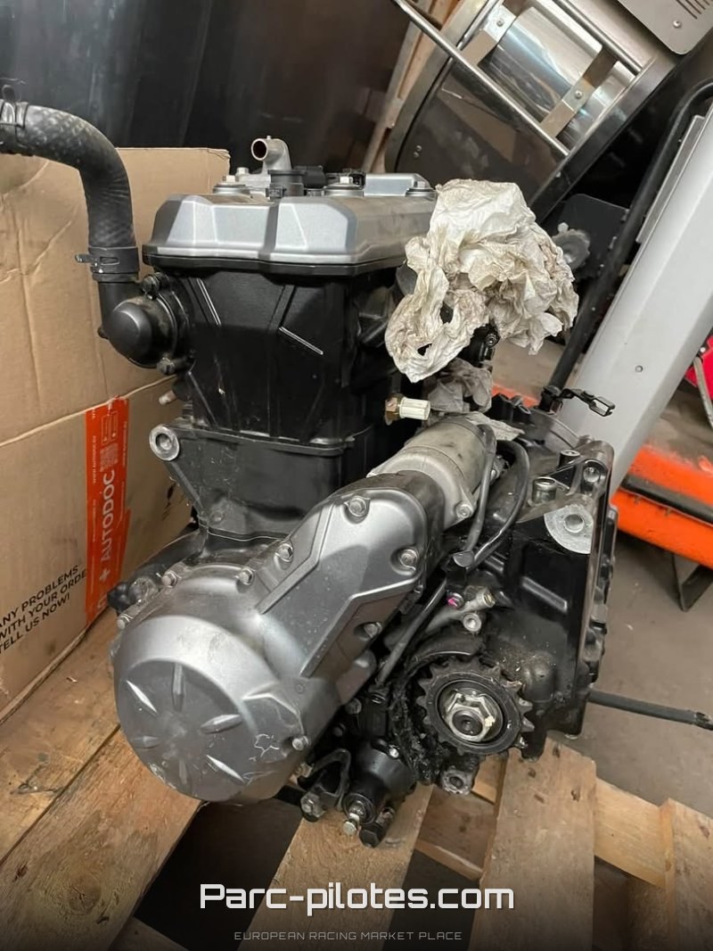 Moteur Kawasaki 650 Z 1000€