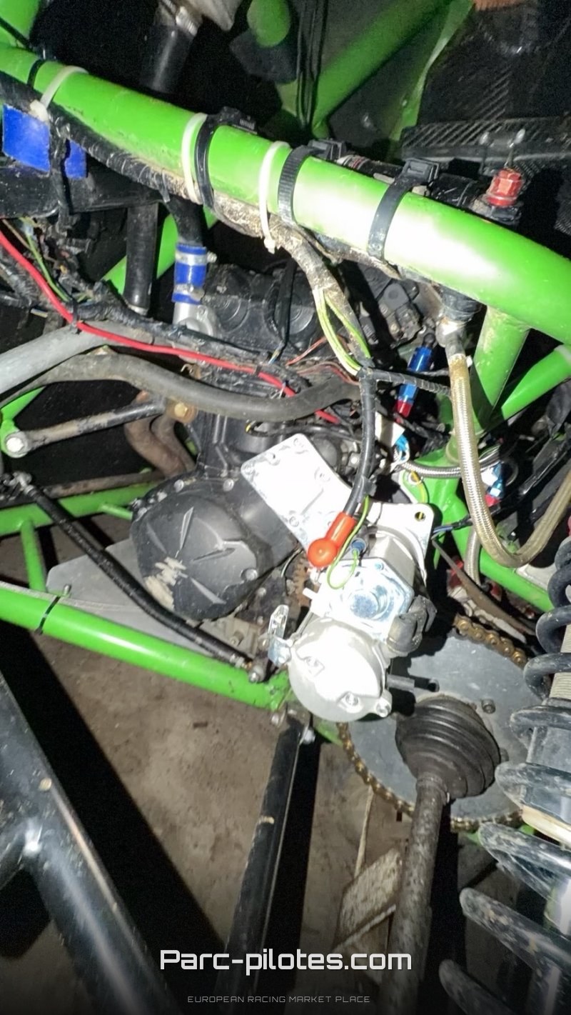 Vends 2 moteur Er6
