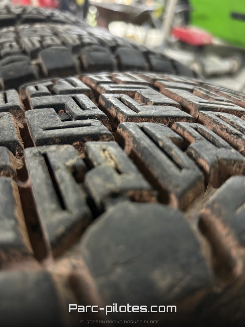 Pneu Michelin 15/65r15 – photo 2