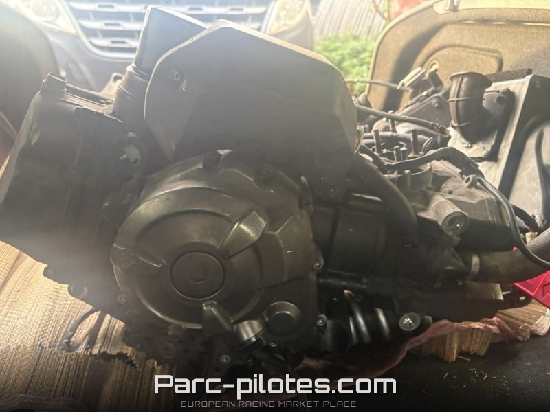 Moteur mt07 – photo 4