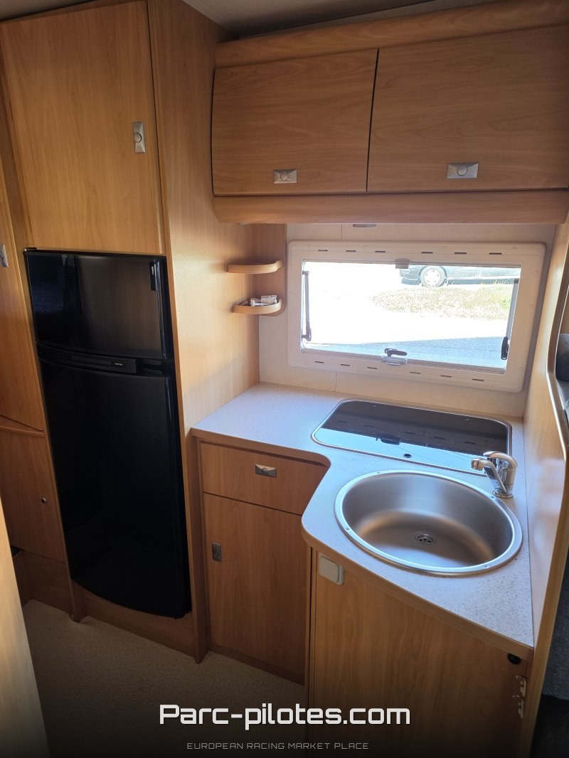 CAMPING CAR – photo 5