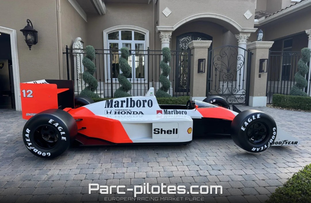 1:1 Scale McLaren MP4/4 Display Model